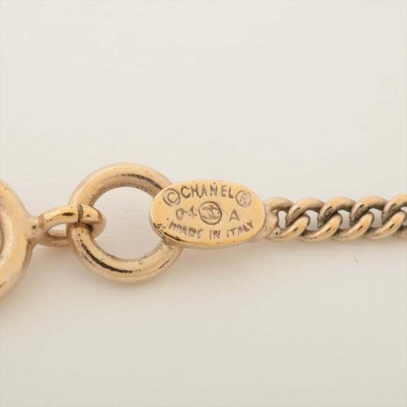 CHANEL Pink Logo Necklace - Picture 5 of 6